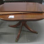 461 6194 DINING TABLE